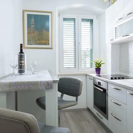 Boni Luxe Studio